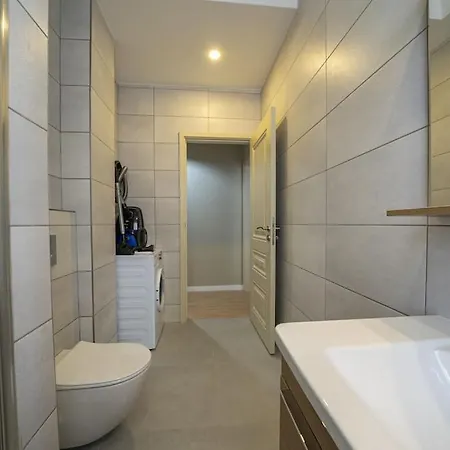Historic 2 Bedroom Galata Apt-heart Of Kuledibi 1 * Istanboel